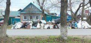 В Славянске в микрорайоне Северный мусор вывезут, но не весь