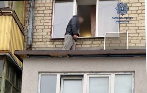 Вызов о подозрительном лице получили патрульные полицейские Славянска