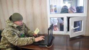 Правозащитники рассказали, какой документ упрощает пересечение КПВВ