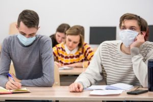 Как будут работать учебные заведения в условиях угрозы военной агрессии? – ответ МОН