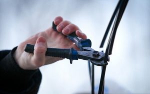 Вандалы оставили без света 46 домов в Славянске