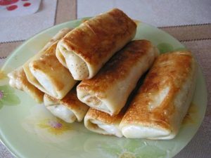 5 самых вкусных начинок для блинов к Масленице 2022