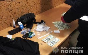 Задержан псевдородич министр внутренних дел за “продажу” должности в ведомстве
