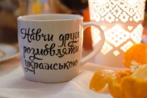 Путін спровокував флешмоб. Українці відмовляються від спілкування російською