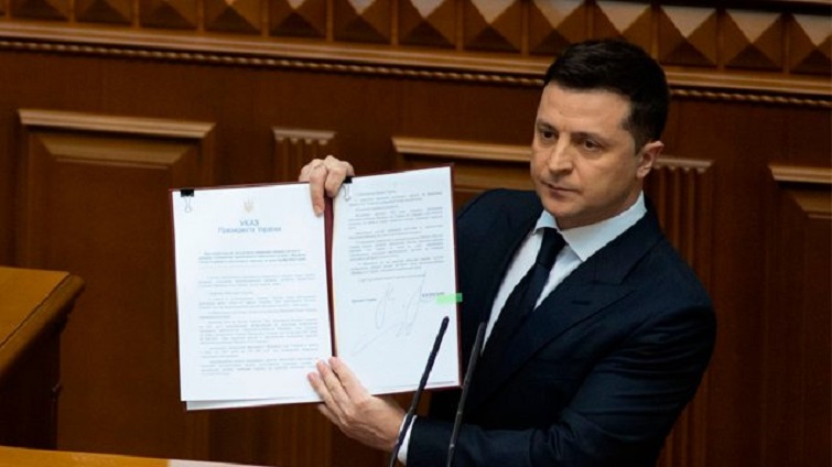 Зеленский предлагает отменить призыв на срочную военную службу с 2024 года