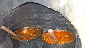 В Славянске открыли пять социальных столовых