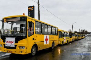 Гуманітарна колона вирушила із Запоріжжя до Маріуполя