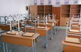 В школах Славянска продлены школьные каникулы