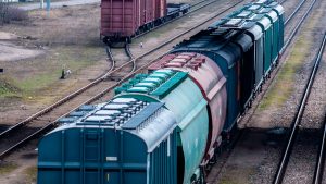 “Укрзалізниця” начинает национализацию находящихся в Украине российских вагонов