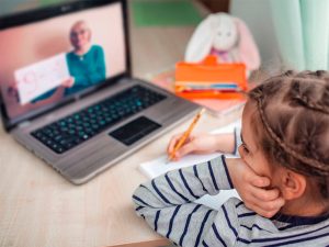 В школах Славянска возобновилась учеба