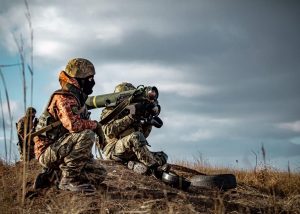 На Донецькому напрямку ворог продовжує масовані артобстріли всієї лінії зіткнення, – Генштаб