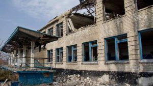 Школы в оккупации могут уйти на простой, а учителям будут платить две трети зарплаты