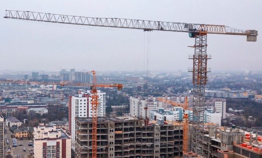 Государство будет скупать жилье у застройщиков, чтобы селить переселенцев – Кирилл Тимошенко