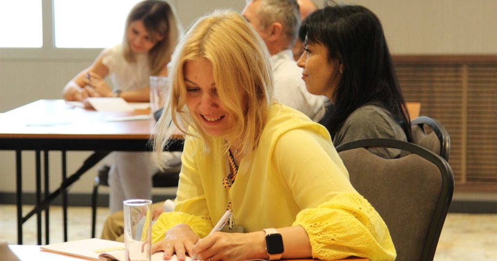 Я эвакуировался и остался без работы. Где искать ее в другом городе?