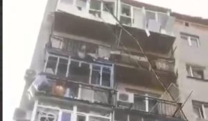 Руйнування від обстрілу  касетними боєприпасами росіян Слов’янська