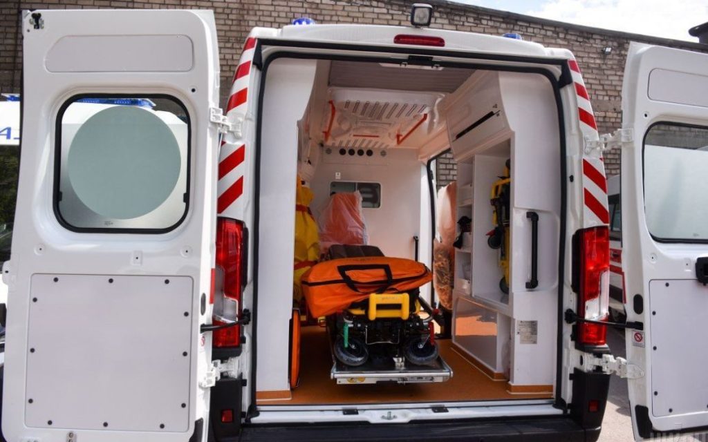 Приедет ли к вам “скорая” во время комендантского часа: правила вызова бригады экстренной помощи