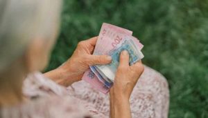 Украинцам пояснили, как получить пенсию на временно оккупированной территории