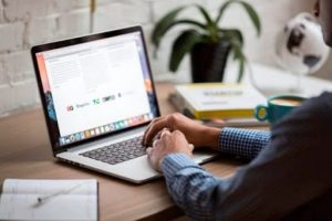 Слов’янцям запропонують роботу з житлом на онлайн ярмарку пошуку вакансій