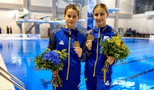 Щаслива, що змогла заспівати гімн України на п’єдесталі: Ніка Шурда з Маріуполя виграла чемпіонат Європи зі стрибків у воду серед юніорок