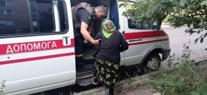 Рятувальники Донеччини за добу допомогли евакуювати більше 600 цивільних