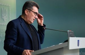 Для признания человека олигархом неважно гражданином какой страны он является – Данилов