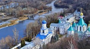 Как выглядит Святогоркая Лавра после обстрелов. Видео разрушений