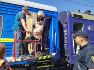 На Донеччині продовжується евакуація цивільних мешканців