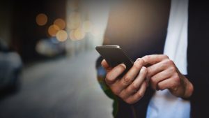 Ракетні обстріли та вторгнення Білорусі: українців попередили про розсилку фейкових попереджень