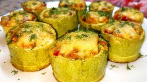 Запечені фаршировані кабачки в духовці. Дуже смачний та простий рецепт