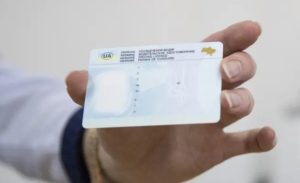 У Євросоюзі дозволили використання українських прав водіїв: кого і як це торкнеться