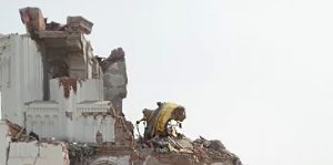 “В Лаврі зараз приблизно 450 людей залишилося”: голова військової адміністрації Святогірська про бої навколо міста