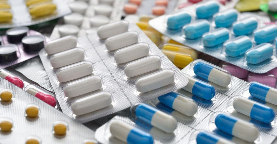 Буде не дорожче, ніж у Польщі та Чехії: з жовтня в Україні встановлять мінімальні та максимальні ціни на основні ліки