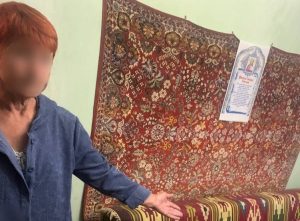 Суд відправив за ґрати на понад 5 років жінку, яка вкрала у пенсіонерки зі Слов’янська гроші