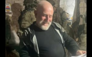 Діти Слов’янська привітали малюнками бійців добровольчого підрозділ «Карпатська Січ»