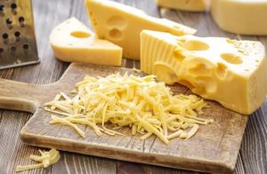 Як визначити якість сиру доступними способами