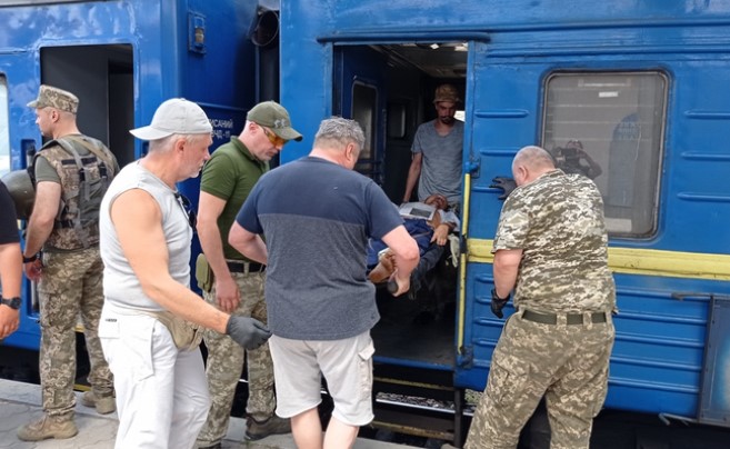 Триває обов’язкова евакуація цивільних з Донеччини – Юлія Костюніна