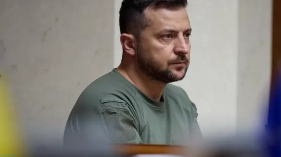 Президента просять заборонити росіянам в’їзд в Україну на 50 років