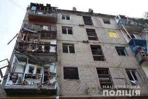 Окупанти за добу обстріляли 13 населених пунктів Донеччини:  є вбиті та поранені