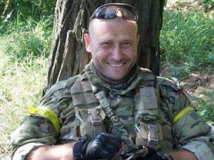 Колишній лідер «Правого сектору» Дмитро Ярош вважає, що Святогірська Лавра має перейти Православній Церкві України