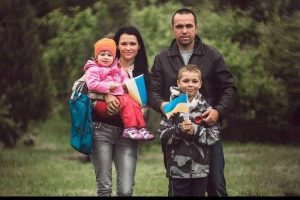 Стала відома особа закатованої людини з синьо-жовтим браслетом