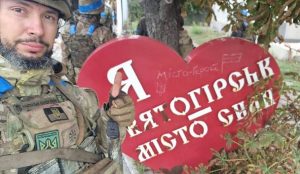 Боєць НГУ розповів, що люди, які ховалися у Святогірській Лаврі обвинувачували Україну та казали, що треба було здатися