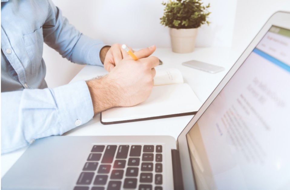 Як отримати безкоштовне направлення до лікаря під час війни – у МОЗ розповіли про нововведення