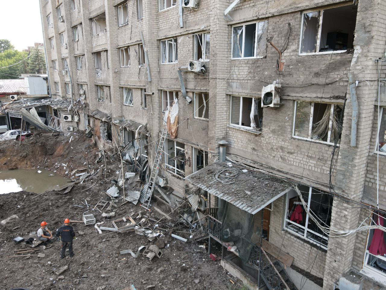 c9c0bfd5 7d1f 4dea 8b06 3cf05dfab55d