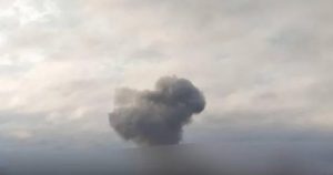 Росія з ранку атакувала низку міст України: куди “прилетіло” (фото, відео)