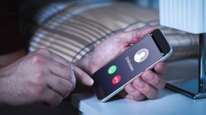 Голова ВР пропонує законодавчо заборонити здійснення небажаних дзвінків по мобільному