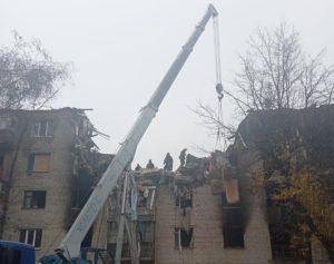 У Святогріську на місці розбору завалу рятувальники знайшли тіло жінки