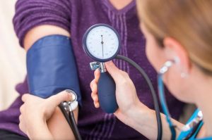 Високий тиск: що не можна їсти та пити при гіпертонії