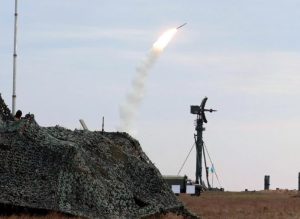 РФ завдала масованого удару: вибухи чули в кількох областях України, Луцьк, Рівне та Хмельницький