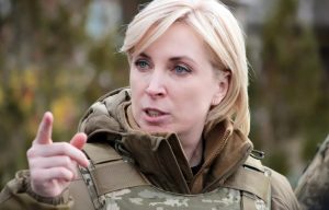 Не повертайтеся до весни. Верещук закликала українців за кордоном не їхати додому цієї зими