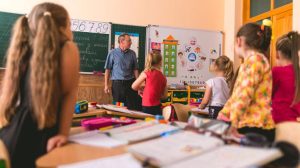 В Україні перенесли осінні канікули 2022: коли починаються